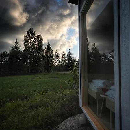 Apartament Kolocabins- Hiitolanjoki 3 *